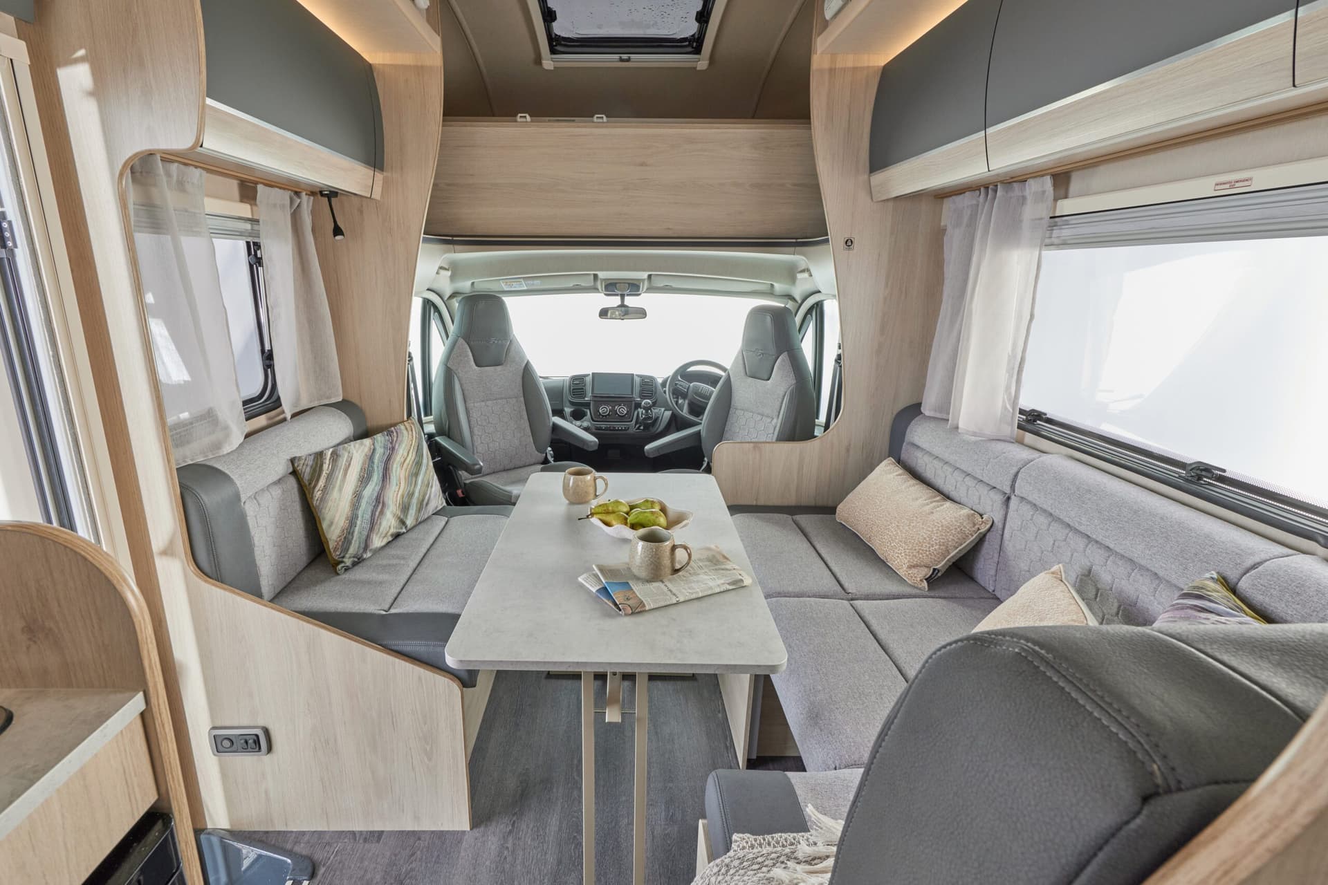 Auto-Trail Expedition Coachbuilt motorhome exterior three-quarter view