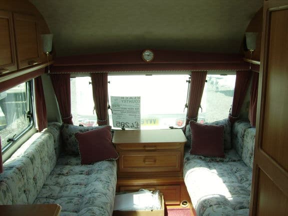 Avondale Rialto 390-2