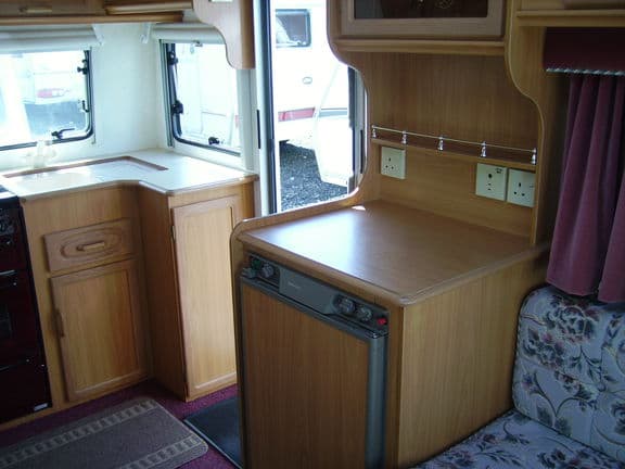 Avondale Rialto 390-2