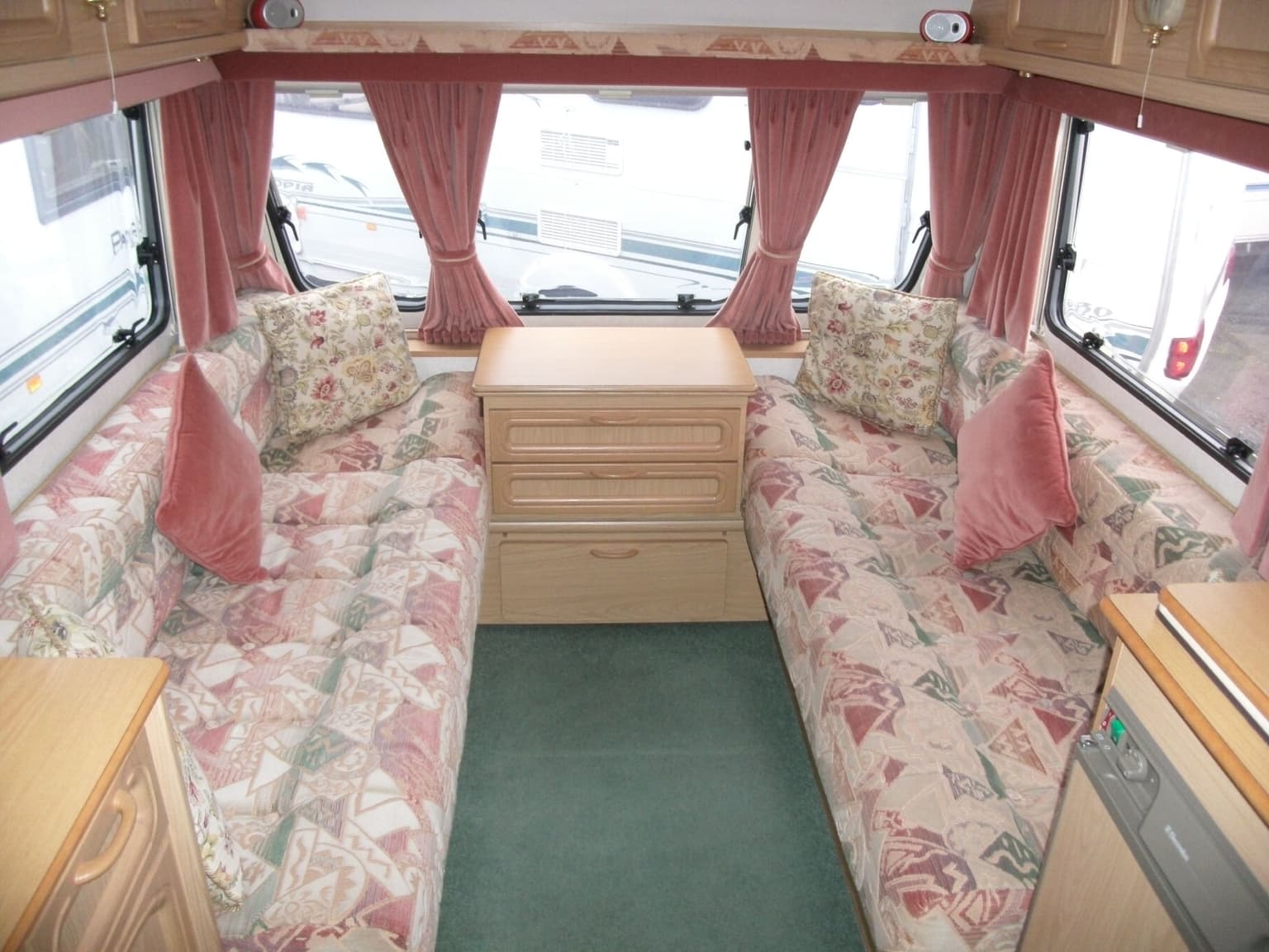 2000 Bailey Ranger 460/2 - SOLD | Black Country Caravans & Camping