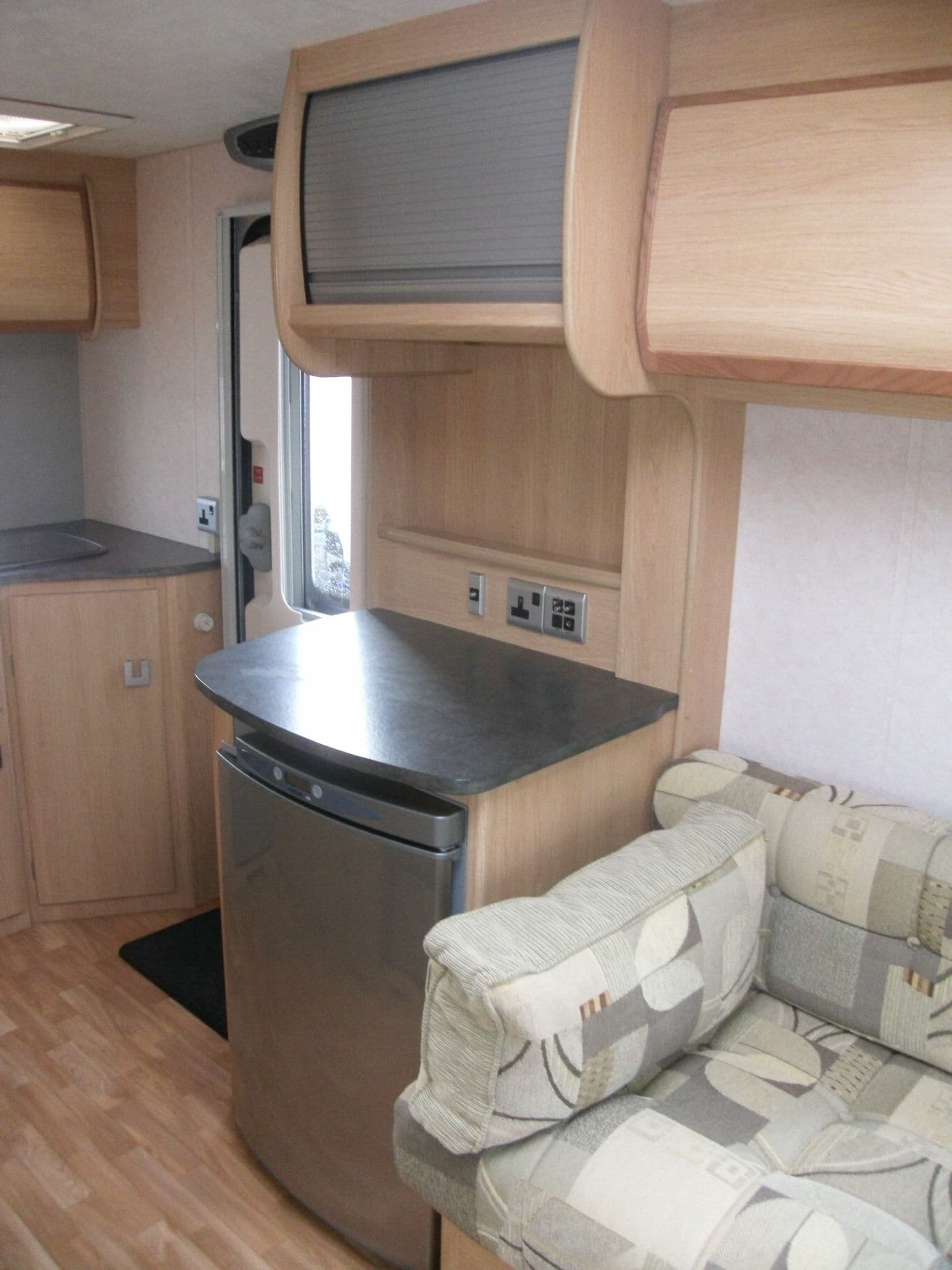 Amara 380/2