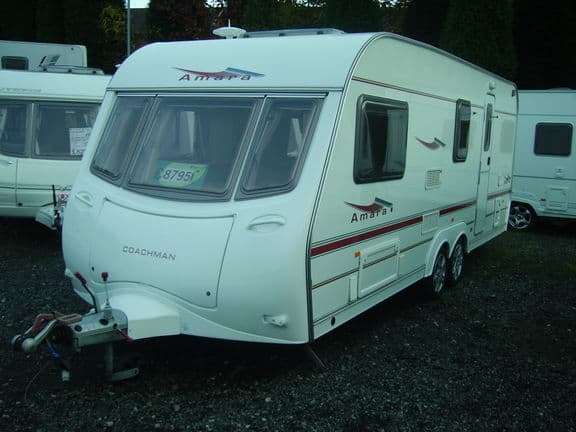 Coachman Amara 580