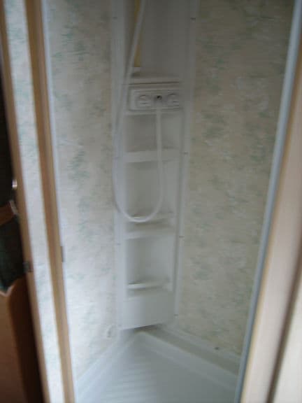 Elddis Typhoon EX 2000