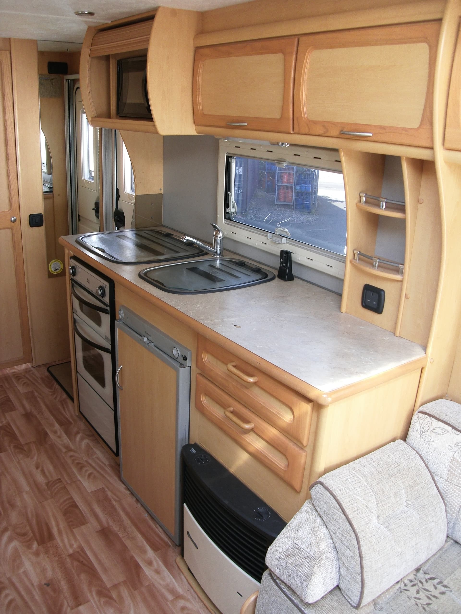 Sunseeker 524