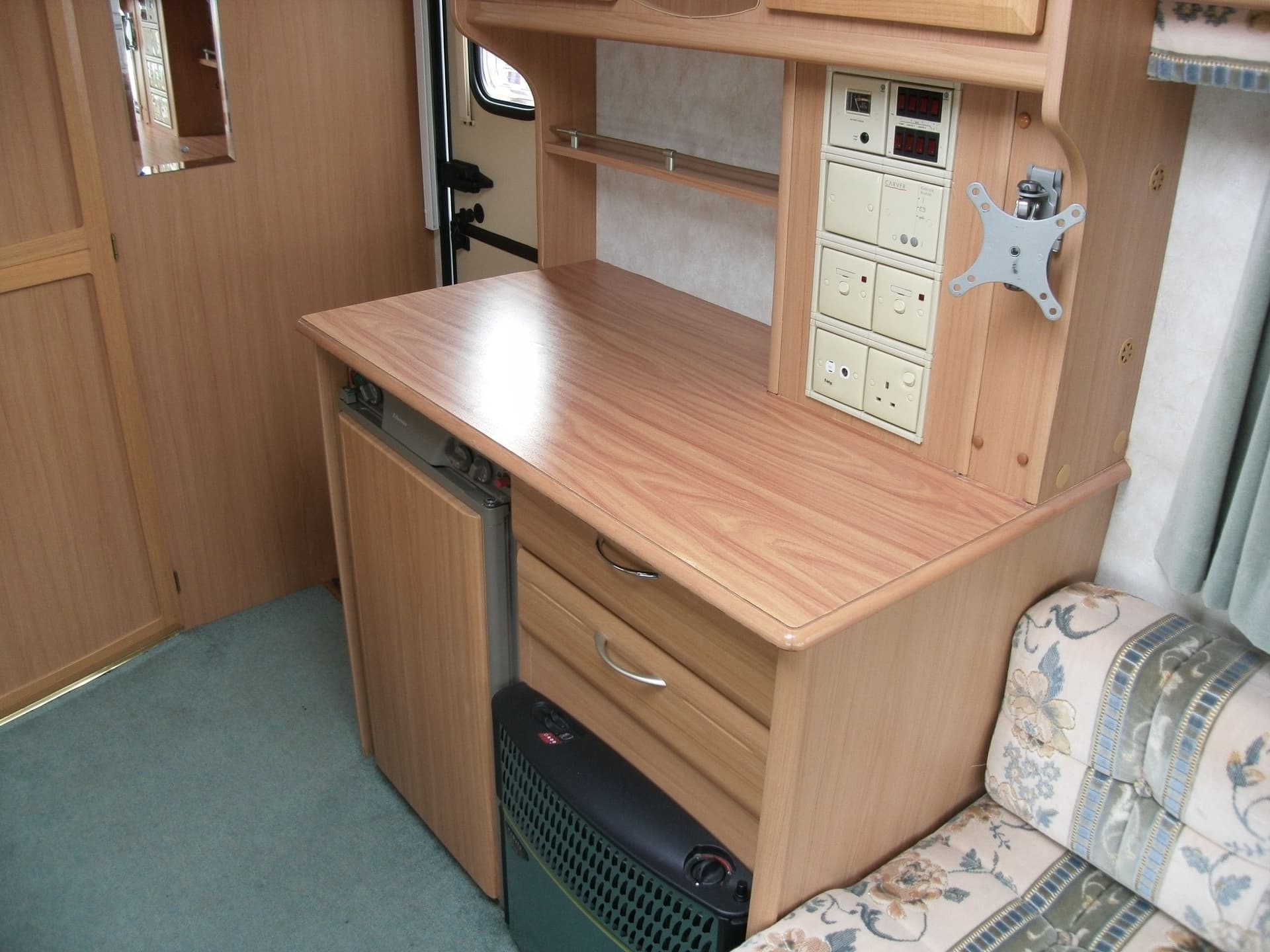Elddis XL Hurricane
