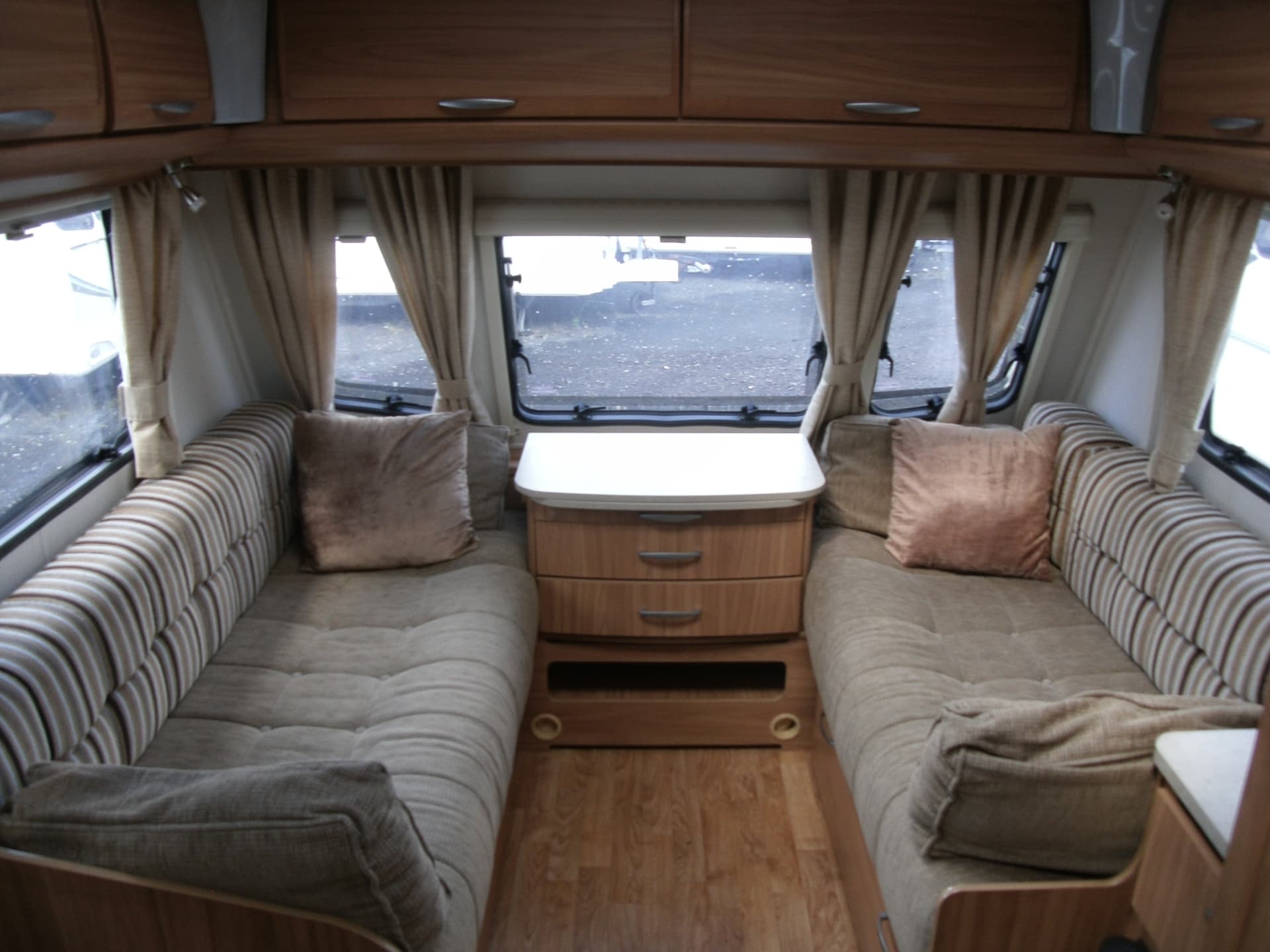 Lexon 560