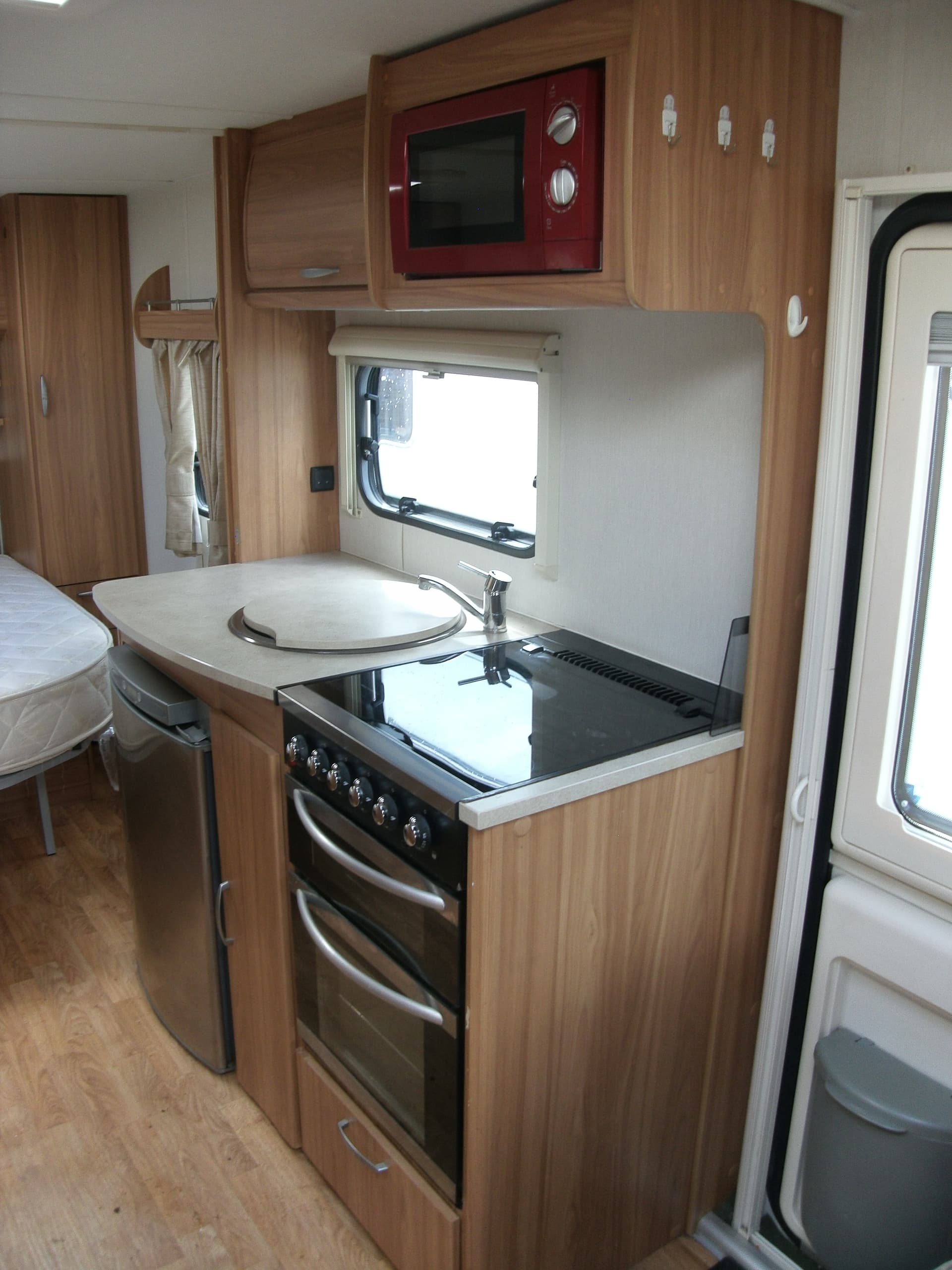 Lexon 560