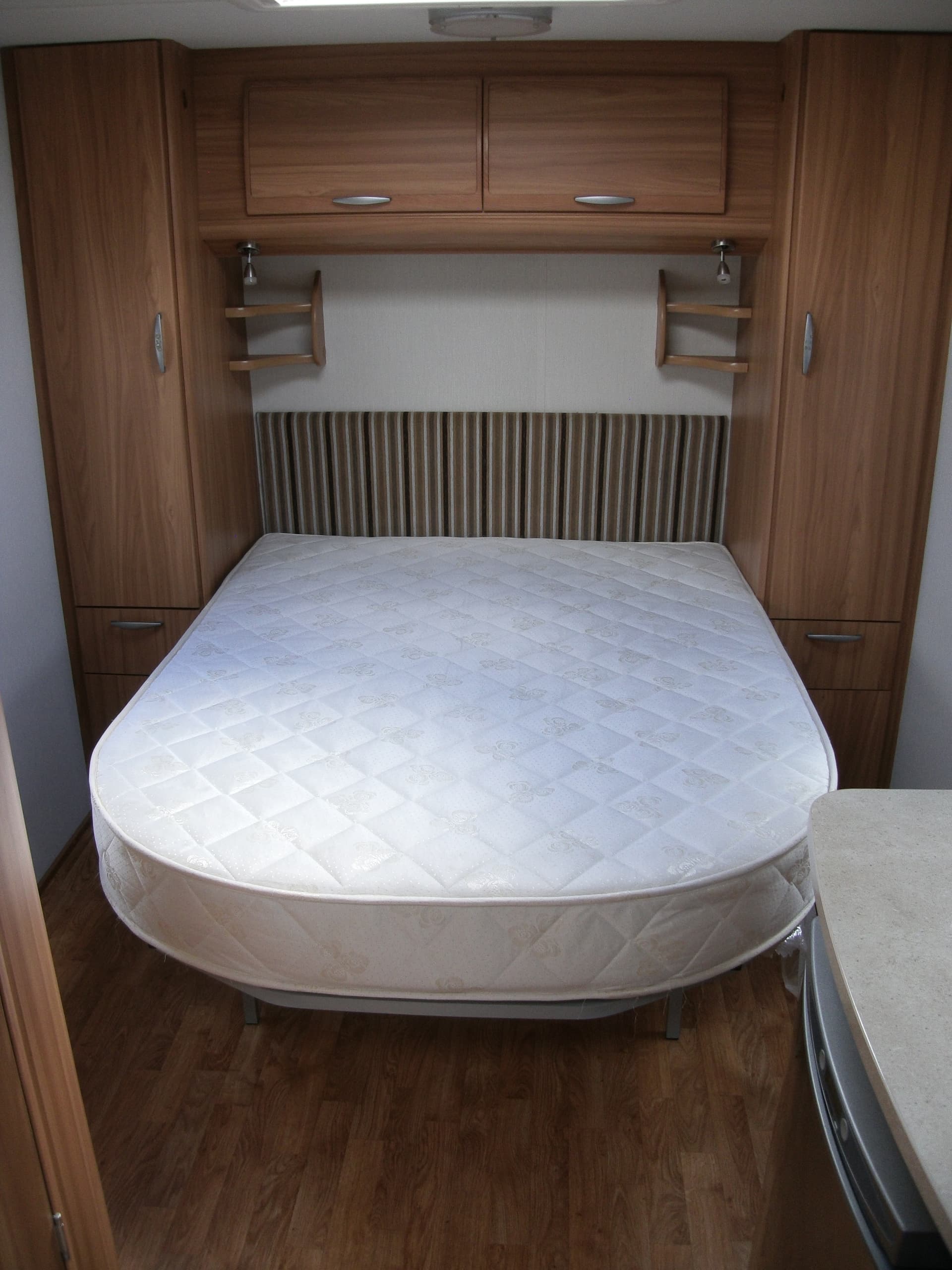 Lexon 560