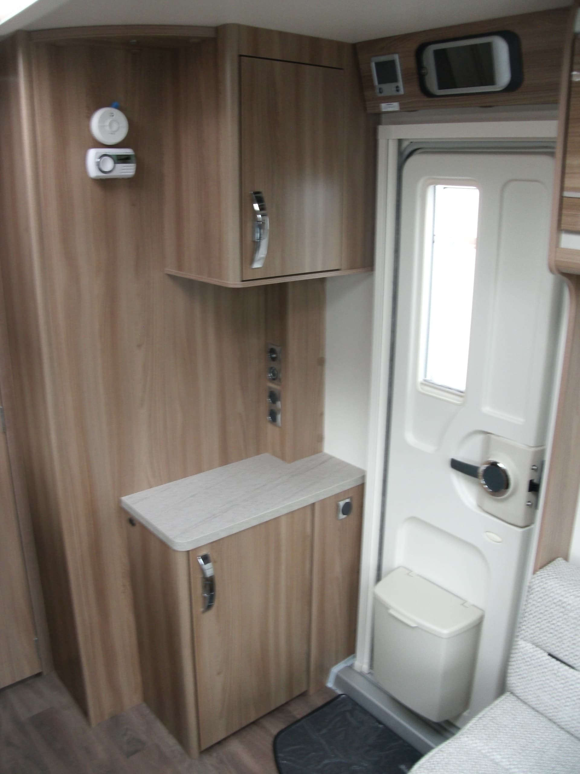 Challenger 560