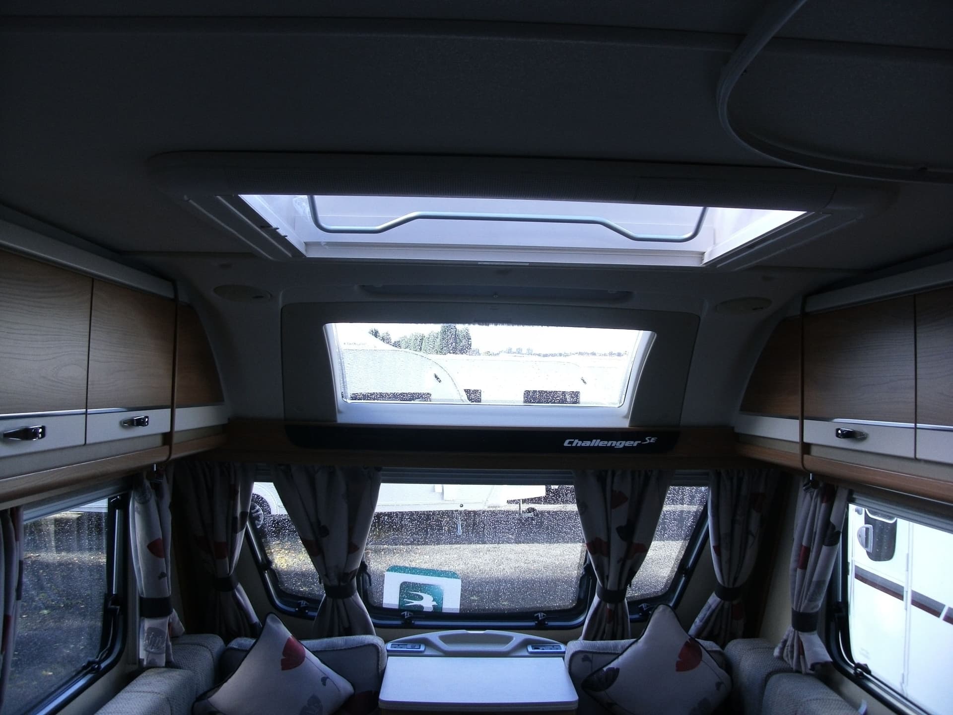 Challenger SE 625