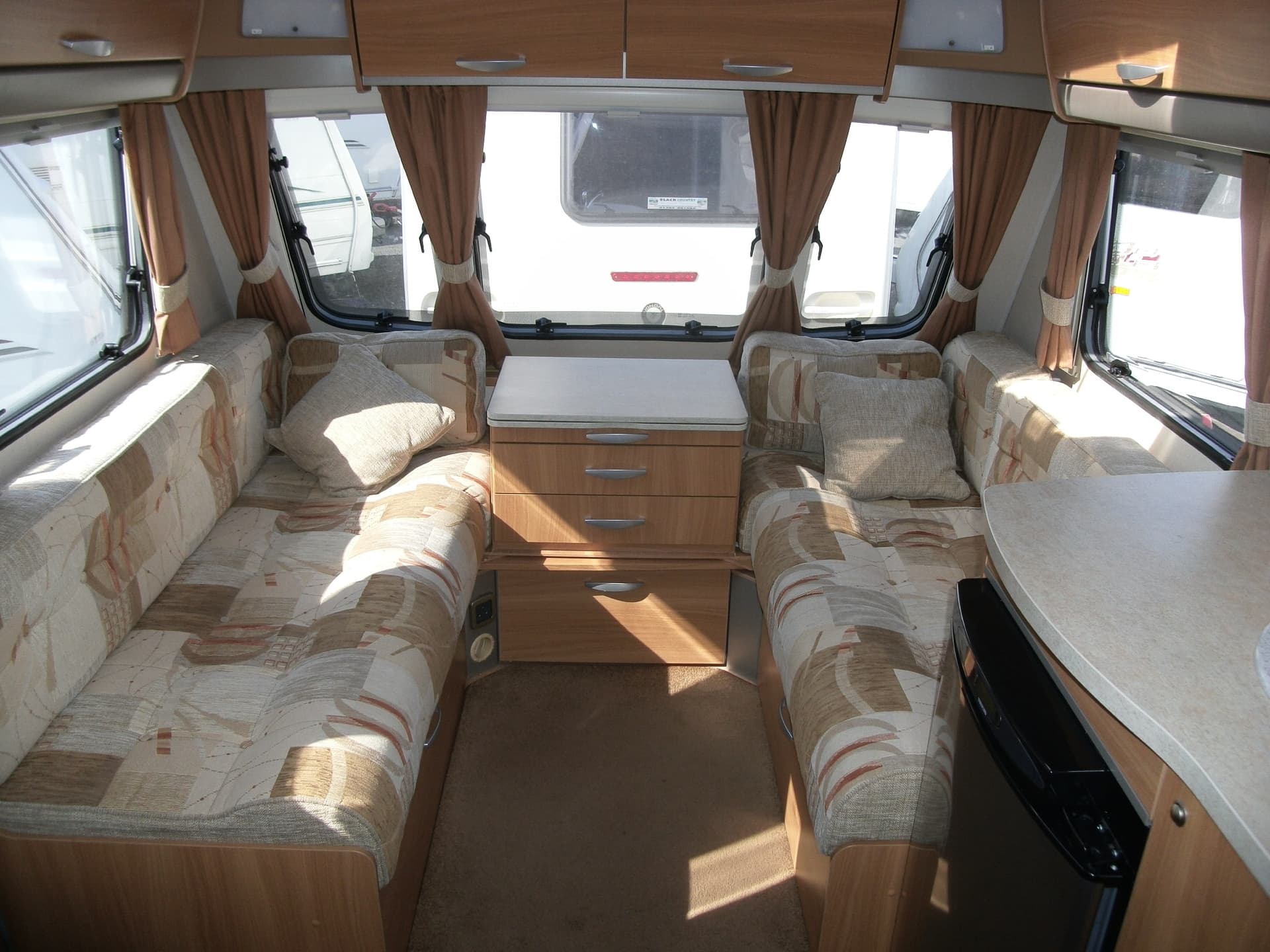 Charisma 550