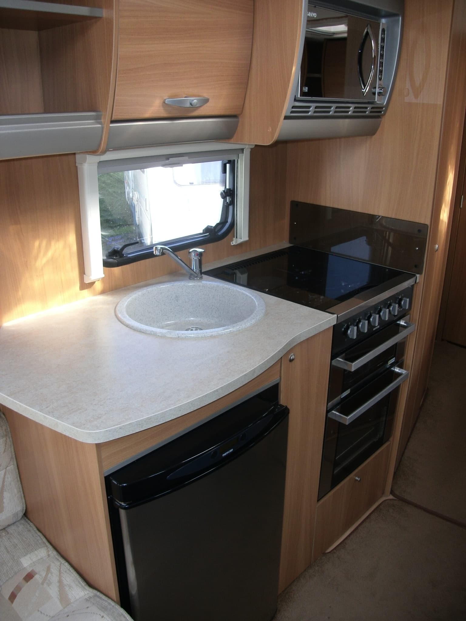 Charisma 550
