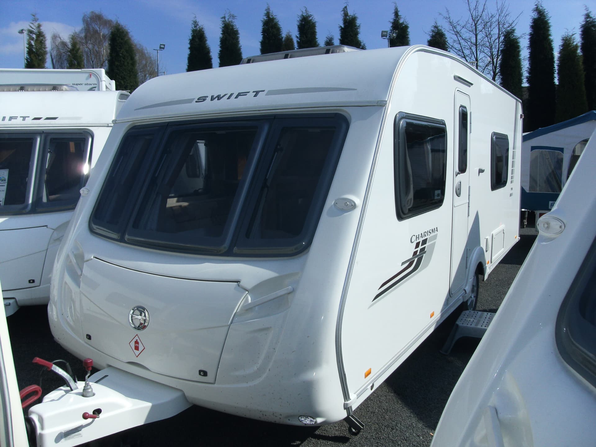 Charisma 550