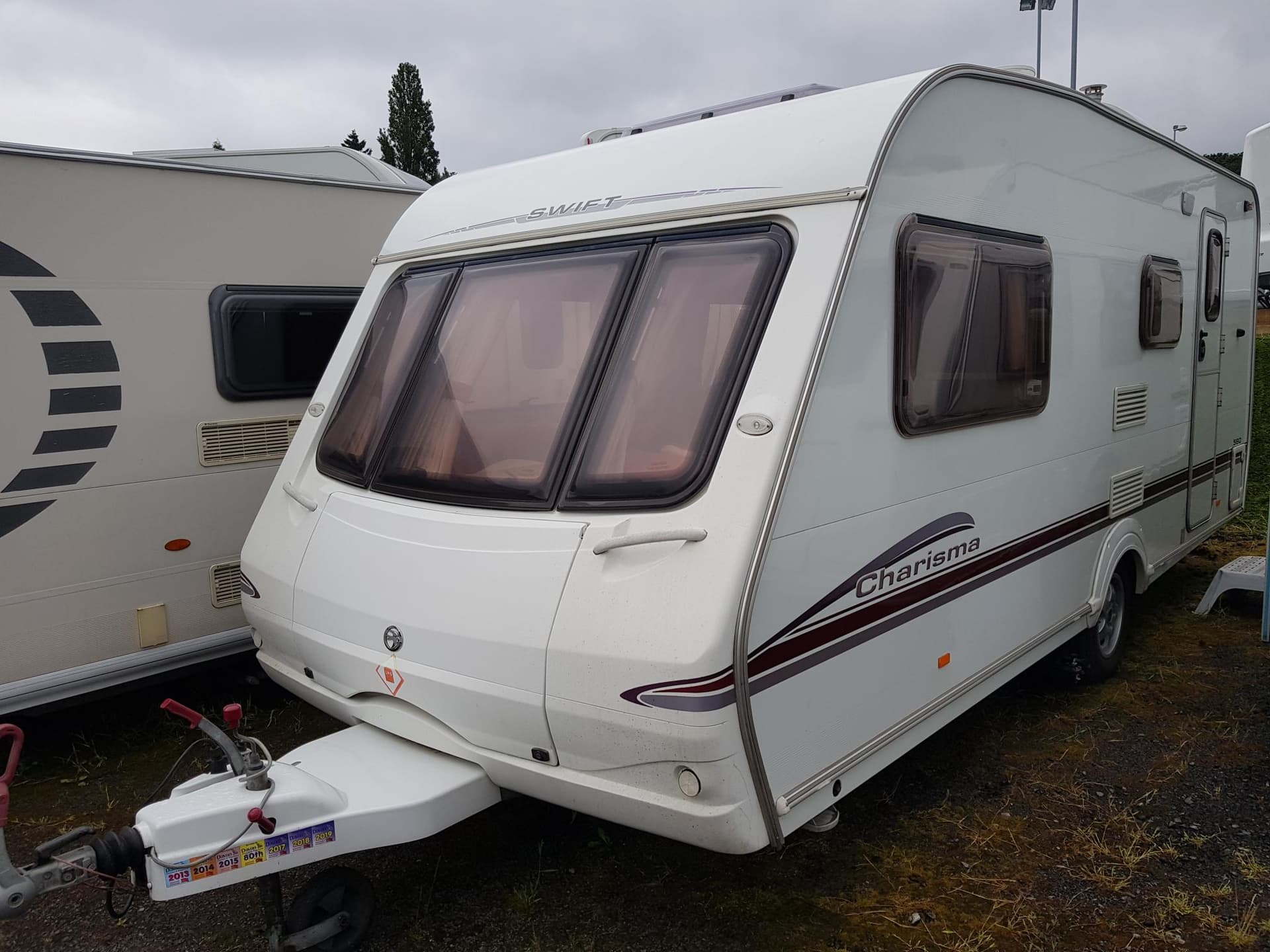 Charisma 560