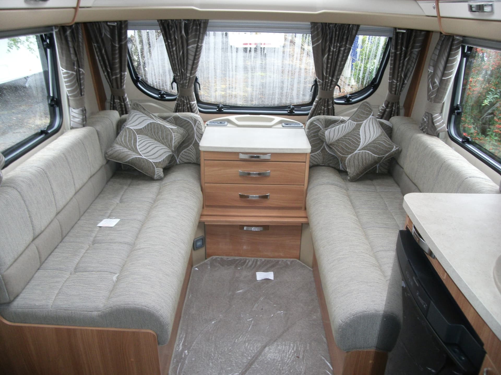 Conqueror 570