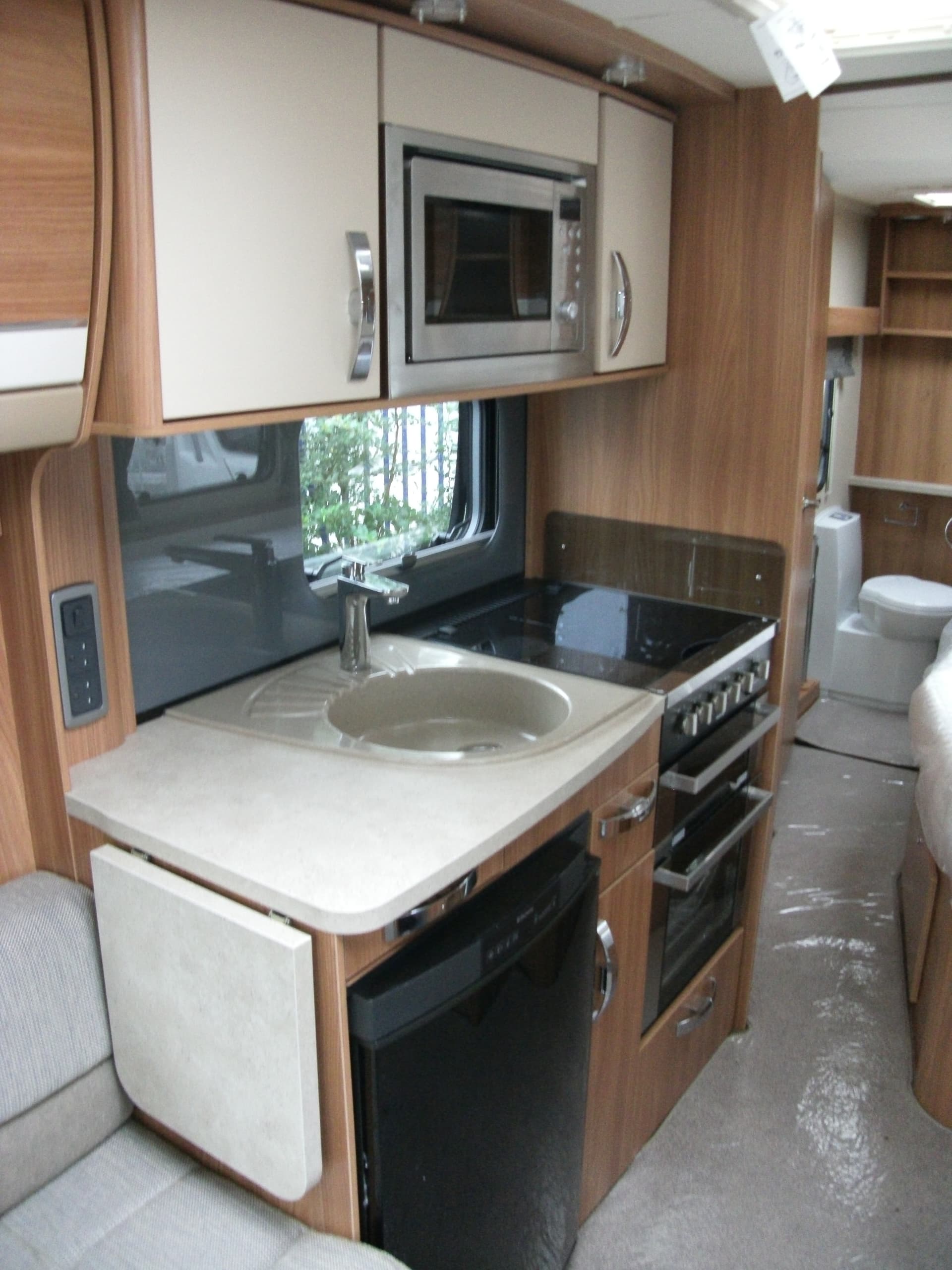 Conqueror 570