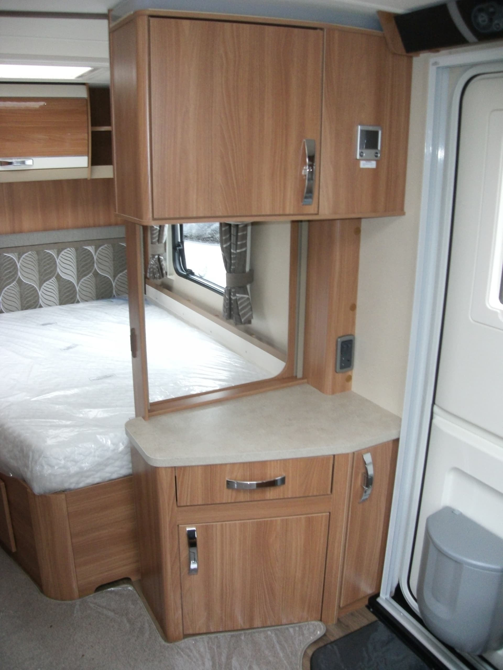 Conqueror 570